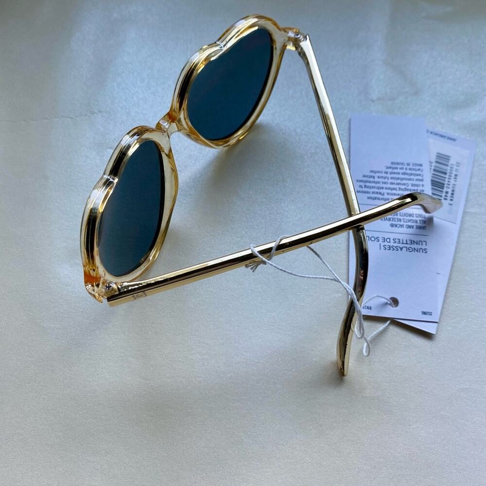 3+/$10ea Janie and Jack heart sunglasses - Picture 3 of 3